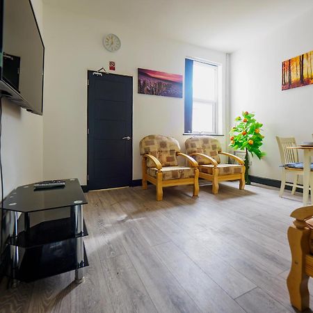 Chatham Lodge Family Room 2 Ensuite Stoke-on-Trent 外观 照片